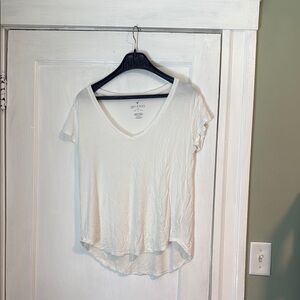 American Eagle Outfitters Cream Asymmetrical Short Sleeve Tee